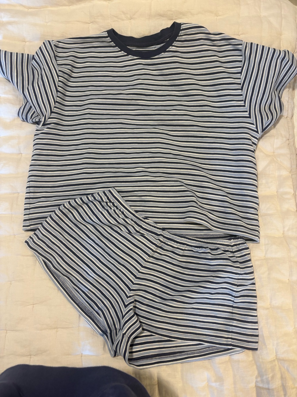 Daily Drills NWOT Striped Navy and White Set